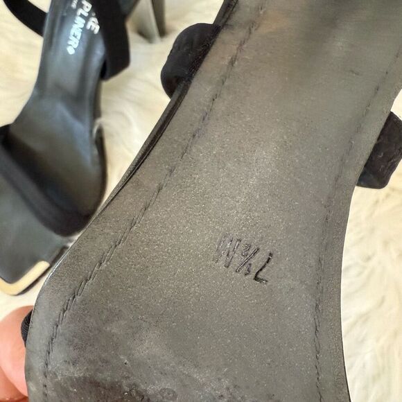 Donald J Pilner Couture Black Textured Square Strappy Sandal Heels 7.5 - Picture 7 of 9